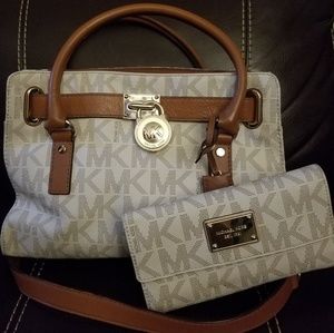 Michael Kors Medium Hamilton Satchel